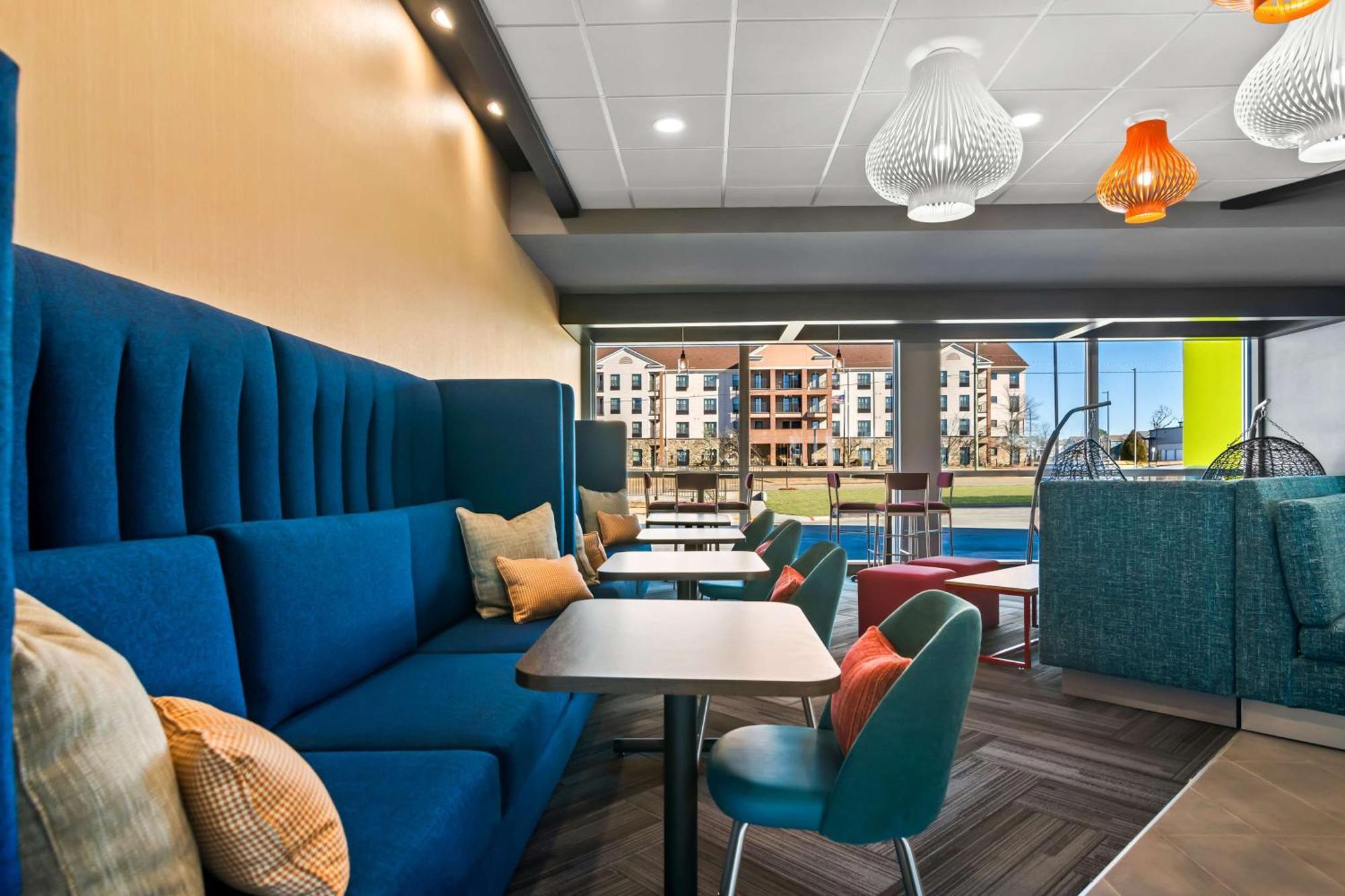 Tru By Hilton Rogers Bentonville Exteriör bild